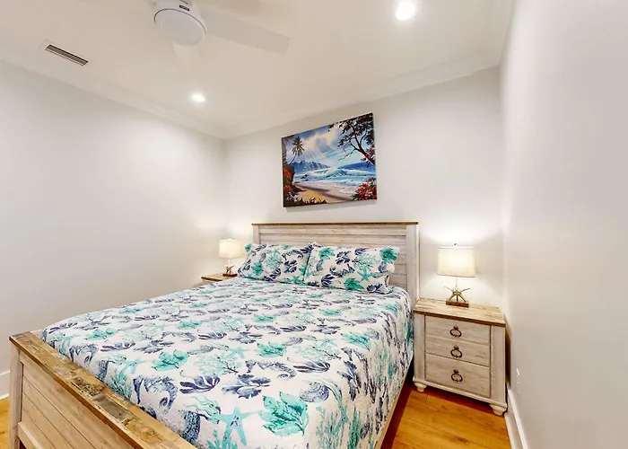 New Near The With On-site Pool Hot Tub Private Balcony & W&d * Gulf Shores