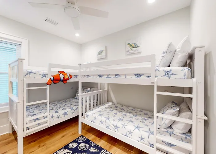 New Near The With On-site Pool Hot Tub Private Balcony & W&d Holiday home Gulf Shores