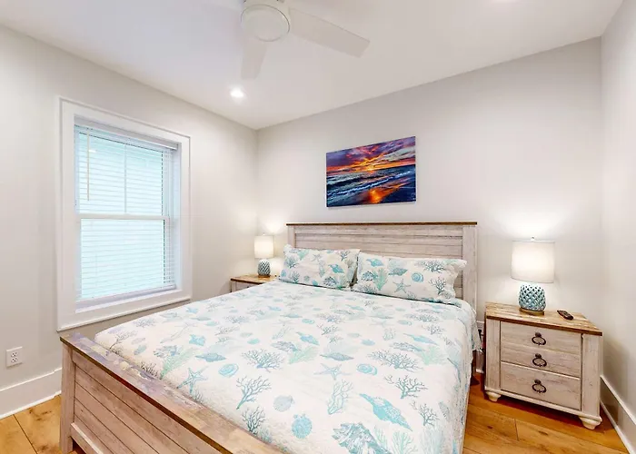 New Near The With On-site Pool Hot Tub Private Balcony & W&d * Gulf Shores